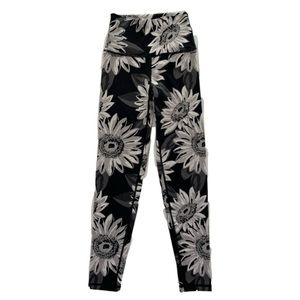 aerie black leggings with flower pattern